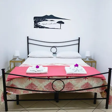 Centro Casa Annina Close To Toledo St * Nápoles